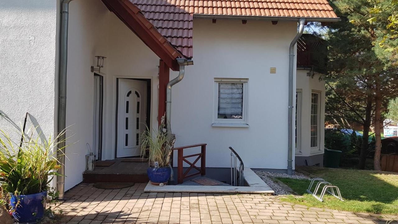 Pool & Lake Holiday Home มาร์คเคลแบร์ก ภายนอก รูปภาพ